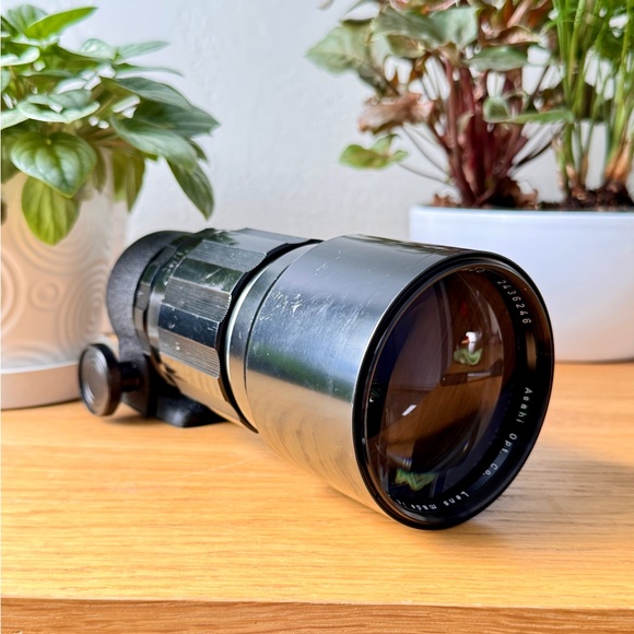 Asahi Pentax Super Takumar 300mm f4 Lens with Tripod Collar - Picture 3 of 9